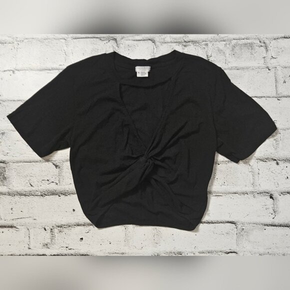 COOPERATIVE Black Cutout Crop Twist Front Crewneck Top - Picture 3 of 8